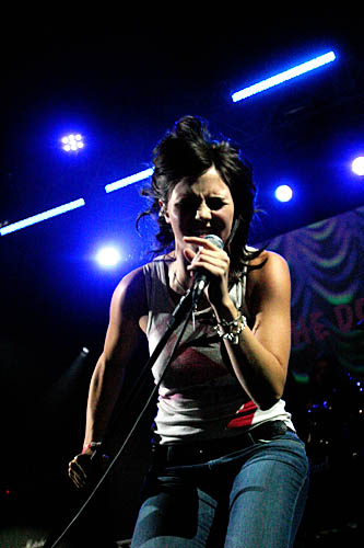 2004-08-27 - The Donnas från Reading Festival, Reading