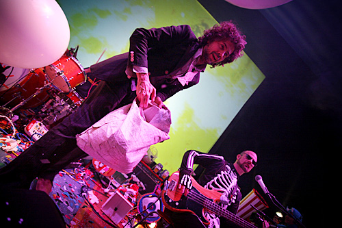 2006-05-02 - The Flaming Lips at Cirkus, Stockholm