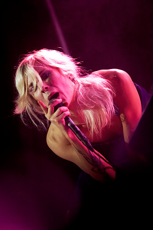 2006-06-15 - The Sounds från Hultsfredsfestivalen, Hultsfred