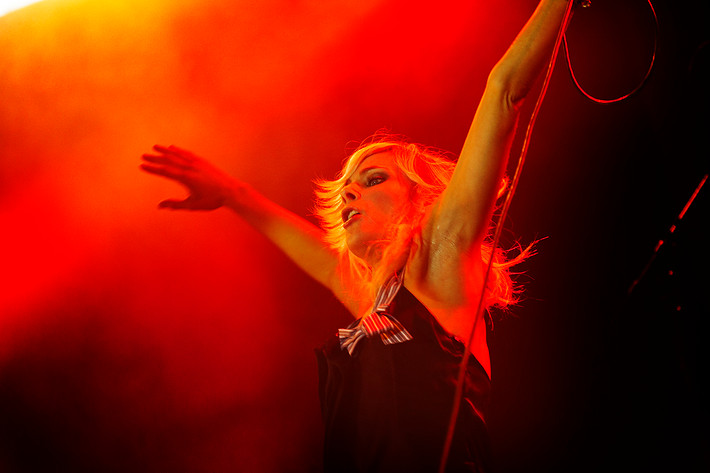 2006-06-15 - The Sounds at Hultsfredsfestivalen, Hultsfred