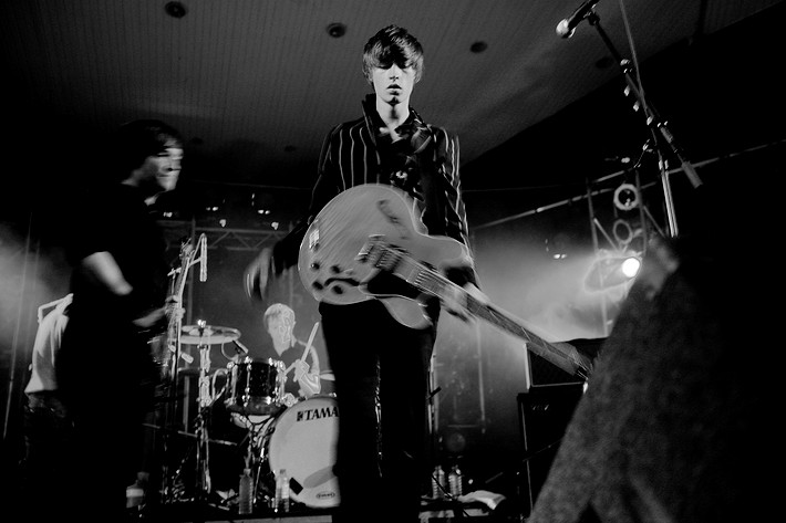 2006-07-28 - Mando Diao at Storsjöyran, Östersund