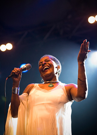 2006-08-18 - Susana Baca at Malmöfestivalen, Malmö