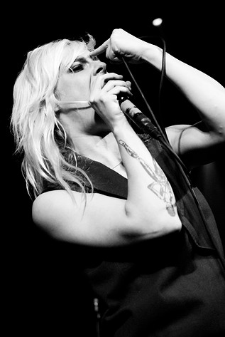 2006-10-11 - The Sounds at Debaser Medis, Stockholm