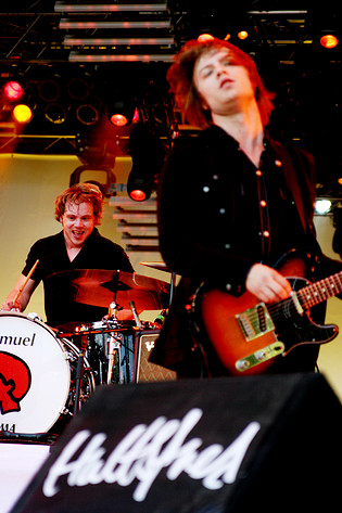 2007-06-15 - Mando Diao från Hultsfredsfestivalen, Hultsfred