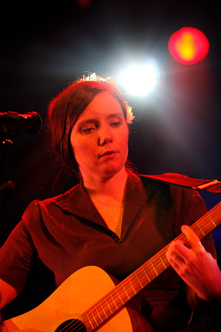 2007-07-27 - The Be Good Tanyas at Storsjöyran, Östersund