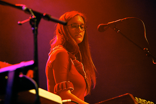 2007-11-07 - Au Revoir Simone at Tavastia, Helsinki