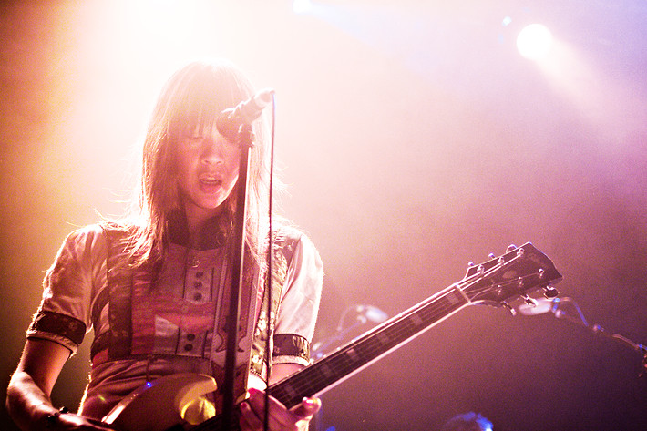 2008-04-13 - Blonde Redhead at Debaser Medis, Stockholm