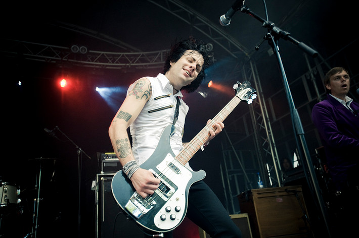 2008-06-28 - The (International) Noise Conspiracy at Peace & Love, Borlänge