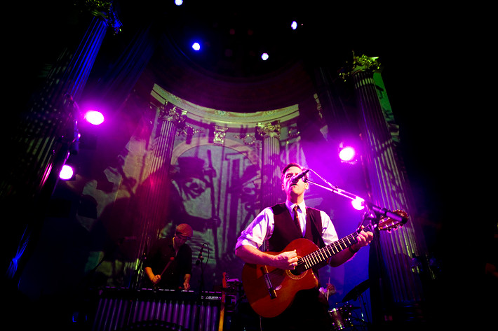 2008-10-25 - Calexico at Nalen, Stockholm