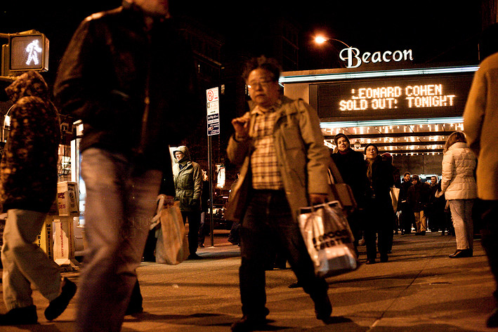 2009-02-19 - Leonard Cohen at The Beacon Theatre, New York City