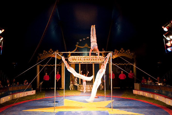2009-05-01 - Cirkus Wictoria at Råcksta Rondellen, Stockholm