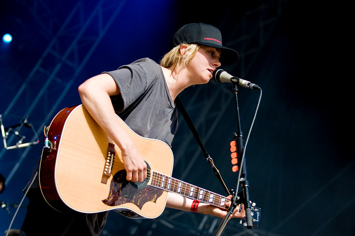 2009-07-04 - Anna Ternheim at Arvikafestivalen, Arvika