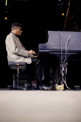 2009-07-16 - McCoy Tyner Trio med Bill Frisell och Gary Bartz från Stockholm Jazz Festival, Stockholm