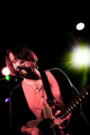 2009-09-10 - Happiness at Debaser Strand, Stockholm