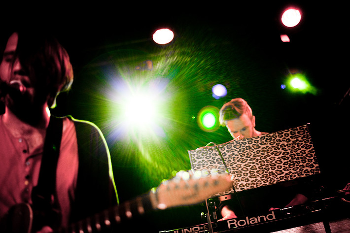 2009-09-10 - Happiness at Debaser Strand, Stockholm