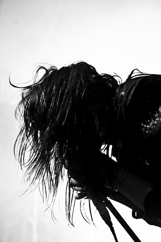 2009-11-07 - The Dead Weather från Cirkus, Stockholm