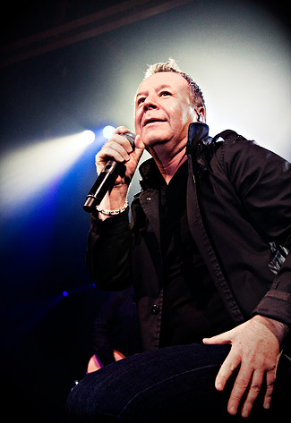 2009-11-23 - Simple Minds at Solnahallen, Stockholm