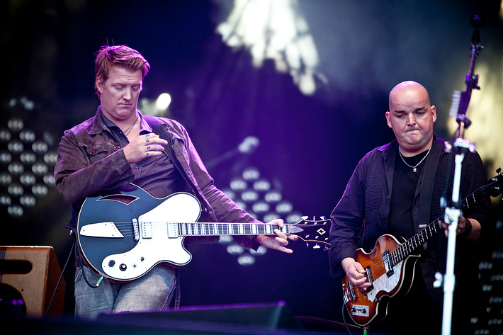2010-07-01 - Them Crooked Vultures at Peace & Love, Borlänge