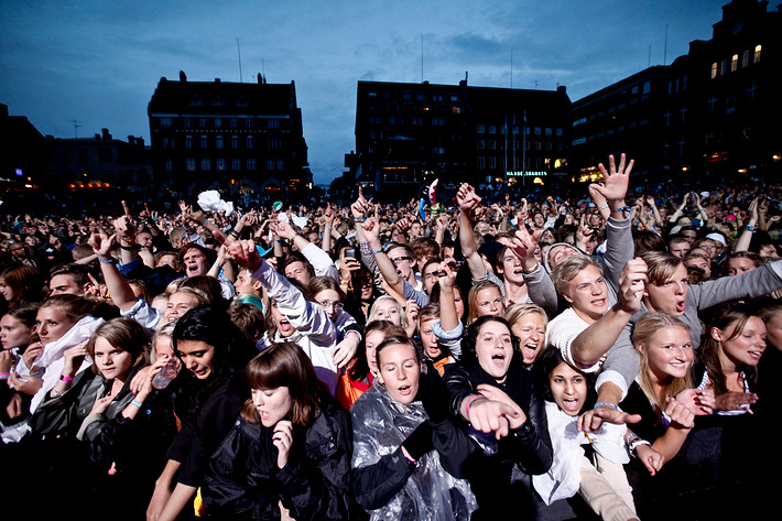 2010-07-30 - Johnossi at Storsjöyran, Östersund