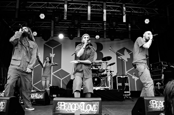 2011-07-01 - P3 Sommarsession Looptroop Rockers at Peace & Love, Borlänge