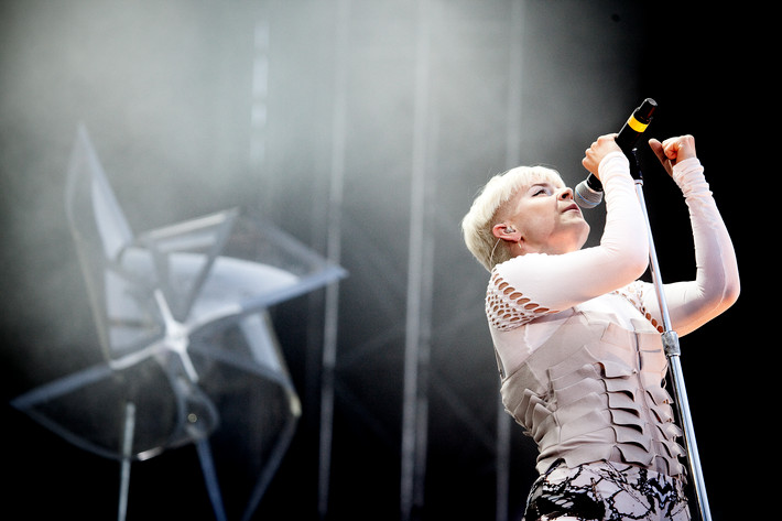 2011-08-12 - Robyn at Way Out West, Göteborg