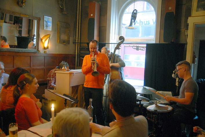 2012-06-20 - Peter Asplund at Glenn Miller Café, Stockholm