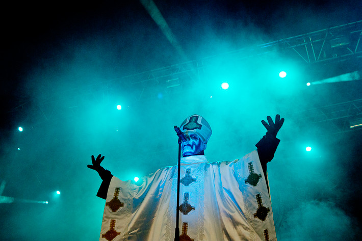 2012-07-05 - Ghost at Getaway Rock, Gävle