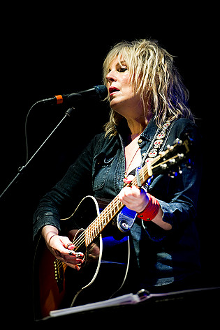 2013-05-17 - Lucinda Williams från Pustervik, Göteborg