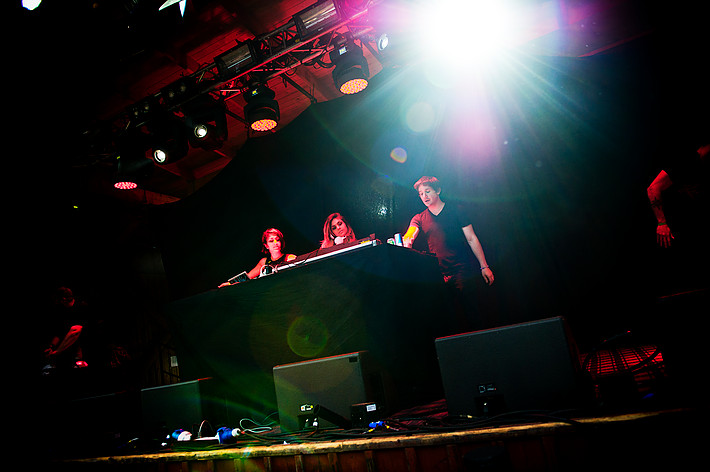 2013-07-25 - Krewella at Emmabodafestivalen, Emmaboda