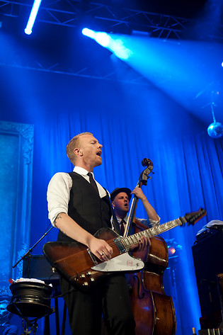 2013-09-12 - Kaizers Orchestra från DNB Arena, Stavanger