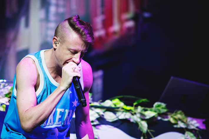 2013-10-04 - Macklemore & Ryan Lewis at Globen, Stockholm